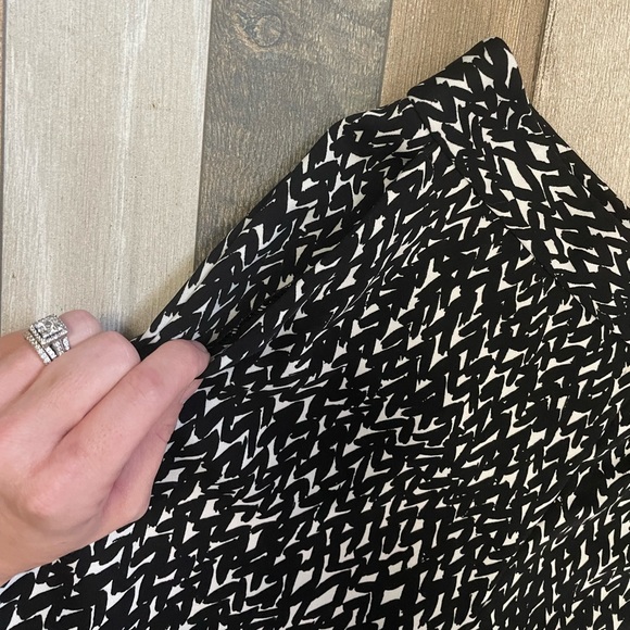 Express High Rise Skinny Dress Pant - Picture 6 of 7